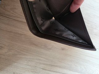 Billetera Louis Vuitton FK
