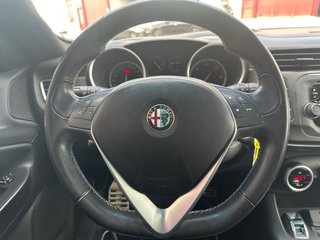 Alfa Giulietta 2015 150CV, libro,único propietario