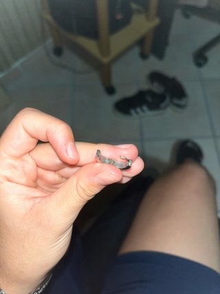Orecchini cerchietto con croce pendente