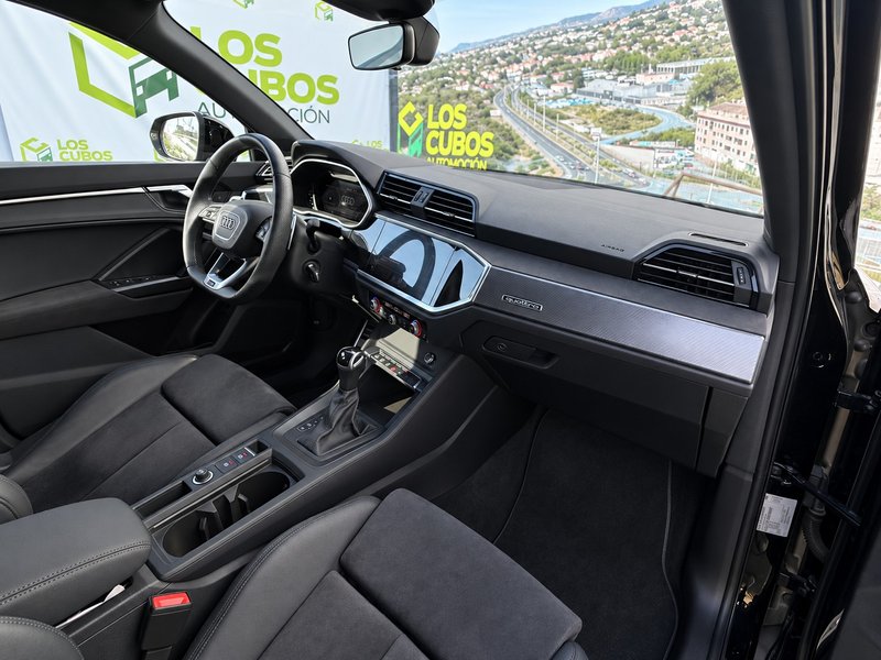 Audi Q3 2.5 RS TFSI quattro 2022, foto 13