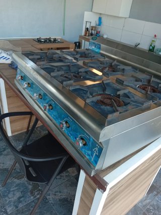 Cocina industrial 6 fogones