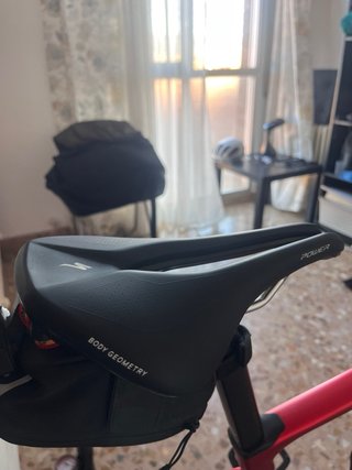 Bicicleta Gravel Carbono - Shimano GRX Di2