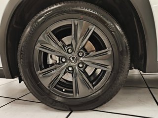 Lexus UX 250h Business 2WD 135 kW (184 CV)