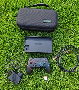 ¡CASI NUEVA!Nintendo Switch +Accesorios +Regalo