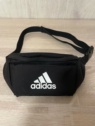 Riñonera Adidas Negra