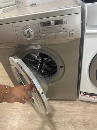 Lavadora y Secadora LG 7/3.5kg