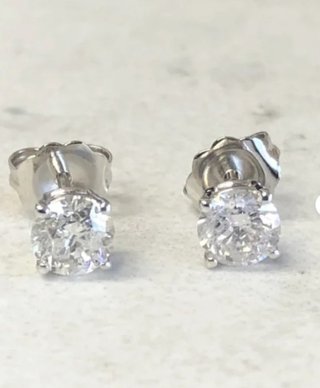 Pendientes Diamantes Naturales 1.06CT y Oro 18k