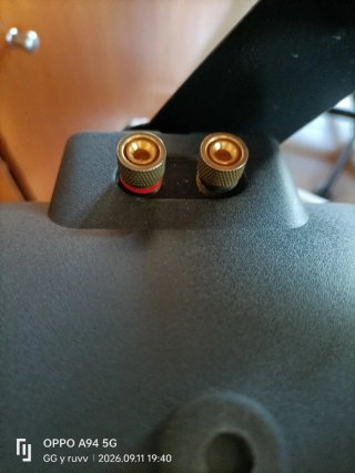 Altavoces Negros ACOUSTIC CONTROL