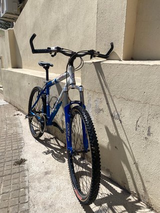Bicicleta de montaña GIANT