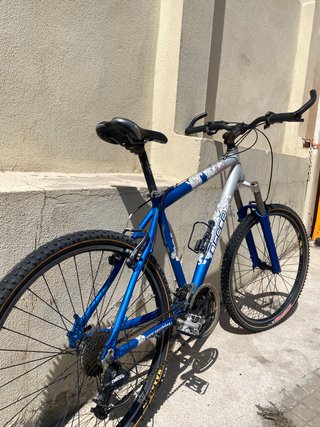 Bicicleta de montaña GIANT
