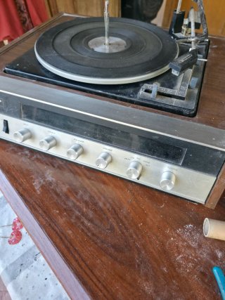 Radio Tocadiscos Hitachi Vintage