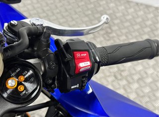 YAMAHA YZF-R1