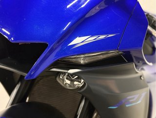 YAMAHA YZF-R1