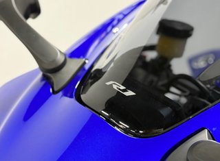 YAMAHA YZF-R1