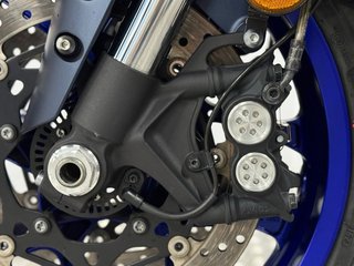 YAMAHA YZF-R1