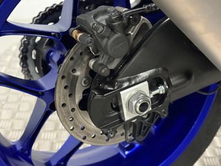 YAMAHA YZF-R1