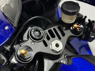 YAMAHA YZF-R1