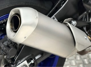 YAMAHA YZF-R1