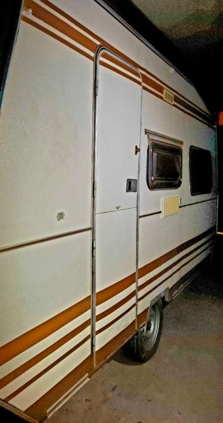 Caravana Roller interior completo restaurado