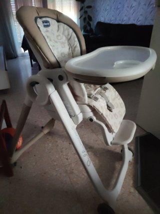 Trona Chicco Polly Progress 5