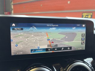 Mercedes-Benz GLA 180 100 kW (136 CV)