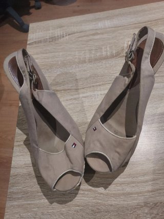 Sandalias Tommy Hilfiger Beige Cuña Verano