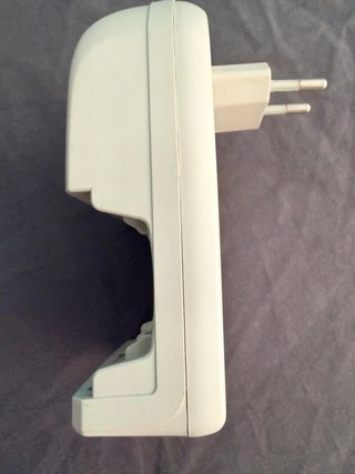 Cargador Pilas Camelion AA/AAA/9V
