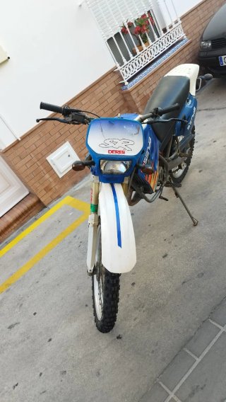 Derbi Senda Enduro Azul y Blanca
