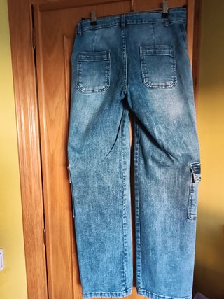 Pantalón vaquero cargo mujer