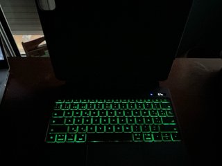 Teclado Bettdow para iPad 13”