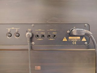 Piano digital Roland HP 337e
