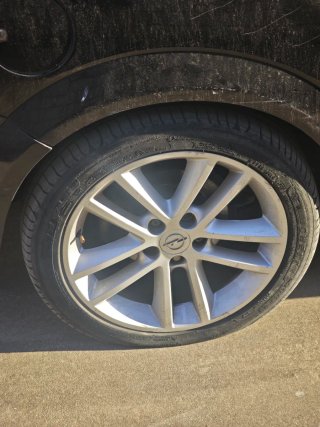Llantas Opel Astra H 17 con neumáticos