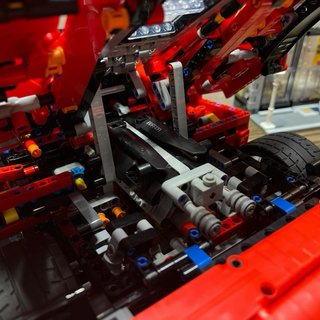 LEGO Technic Ferrari Daytona SP