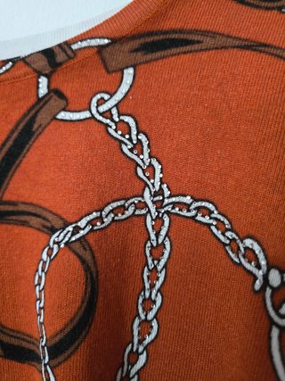 Camiseta con estampado de cadenas t. única