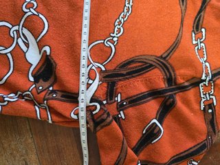 Camiseta con estampado de cadenas t. única