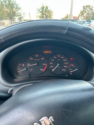 Peugeot 206 2003