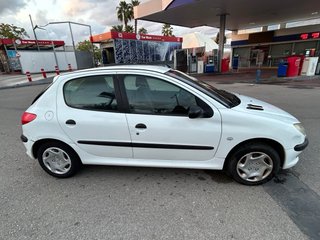 Peugeot 206 2003