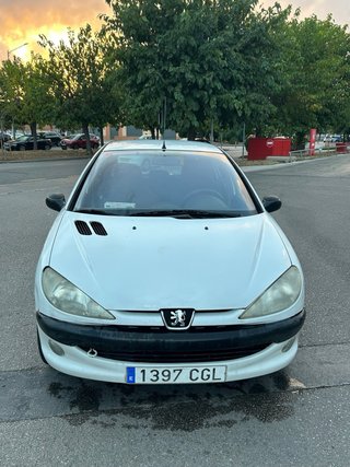 Peugeot 206 2003