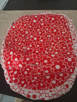 Funda Maxicosi Flores Rojas en piqué