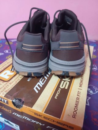 Zapatillas Skechers Montaña Talla 41