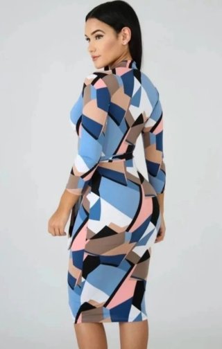 Vestido estampado midi con cinturón
