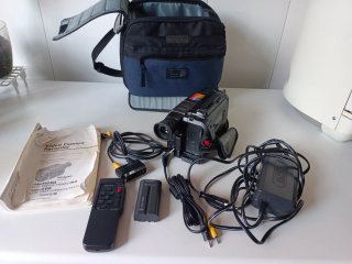 Sony Handycam Video 8 XR + Accesorios