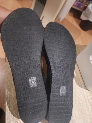 Sandalias Guess Plataforma Rayas Brillantes