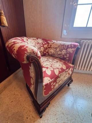 Juego 2 Sillones Isabelinos Madera y Tela