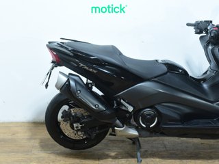 YAMAHA TMAX 530