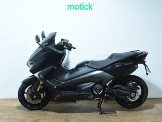 YAMAHA TMAX 530