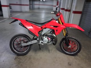 Honda HM Supermotard Roja