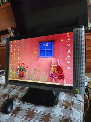 Ordenador Compaq con monitor 19'