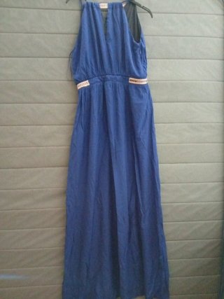 Vestido largo azul para invitada