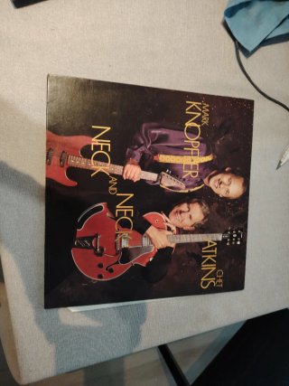 Mark Knopfler & Chet Atkins - Neck and Neck